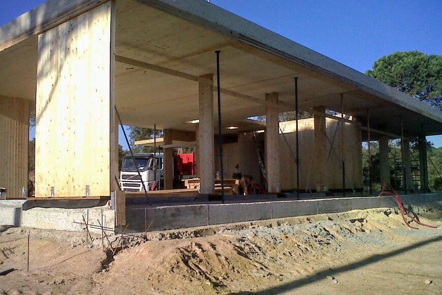 Construcció casa amb panell CLT